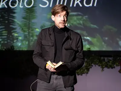 Erik Ringertz: Framtidens ledare skapar en utforskande mötesplats där alla kan bidra och ta ansvar för helheten.