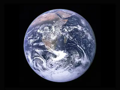 I Sverige är det förvisso fler som tar klimatförändringarna på allvar. Bland de svenska företagsledarna rankas det som det näst största hotet.