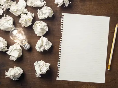Ett personligt brev är fullt av den typen av detaljer som väcker fördomar till liv - satsa på en motivationstext istället.