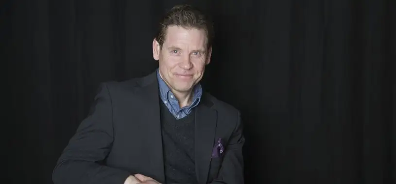 "Jag vill konkret visa hur alla chefer kan tillämpa kommunikativt ledarskap i vardagen." - Pär Lager