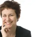 Allie Edwardsson, Kommunikation