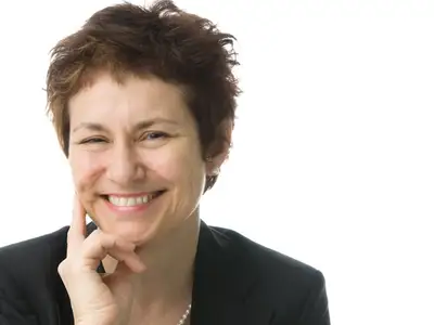 Allie Edwardsson, Kommunikation
