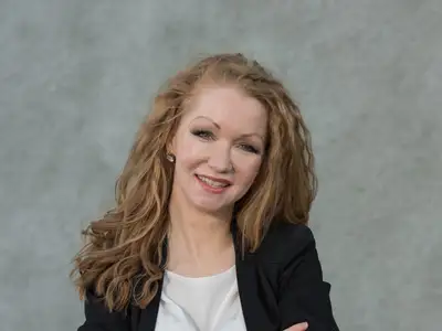 Angela Ahola, Första intrycket har en enorm betydelse