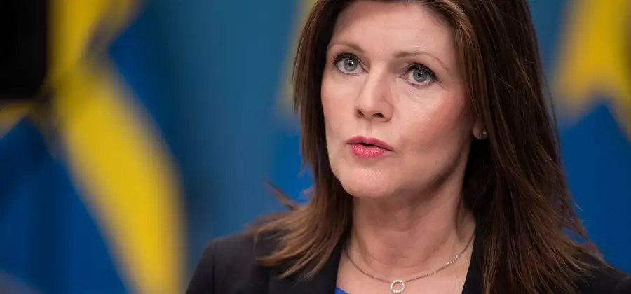 "Det ska aldrig löna sig att begå brott eller skaffa sig fördelar genom att försumma de anställdas rätt till en trygg arbetsmiljö. " - Eva Nordmark, Arbetsmarknadsminister