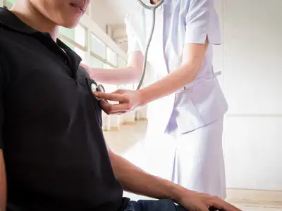 Informera hellre för mycket vid sjukdom