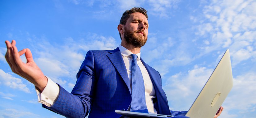 Att lyssna och kommunicera är nyckeln till framgång i oroliga tider. Vi kanske inte har alla svar, men om vi ger utrymme för reaktioner, kommunikation, reflektion och lärande, går vi stärka ur krisen.