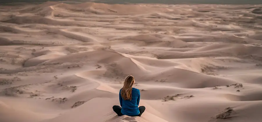 15 minuters meditation kan ge samma återhämtande effekt som en hel semesterdag.