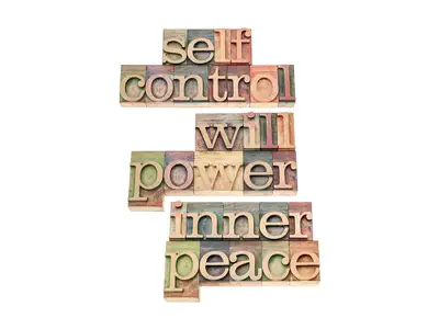 Självkontroll är även nära besläktat med självdisciplin och viljestyrka.