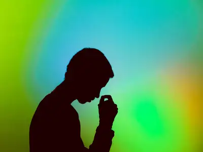 En nya undersökningen visar att dålig arbetskultur upplevs vara den vanligaste orsaken till negativ stress.
