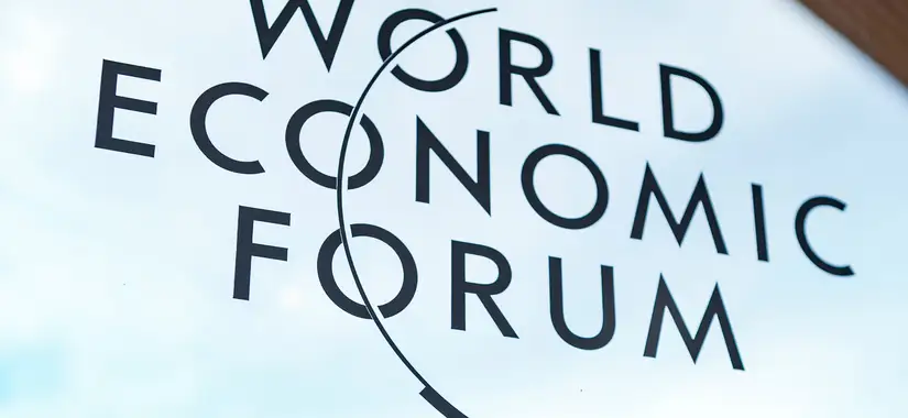 Tack vare AI, digitalisering och ny teknik finns det nya metoder för att vägleda människor till de kompetenser och jobb som behövs, enligt World Economic Forum..