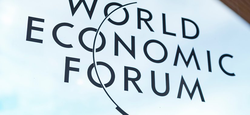 Tack vare AI, digitalisering och ny teknik finns det nya metoder för att vägleda människor till de kompetenser och jobb som behövs, enligt World Economic Forum..